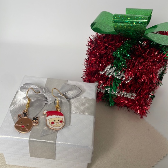 Your Cape Cod Jewelry - Christmas Earrings